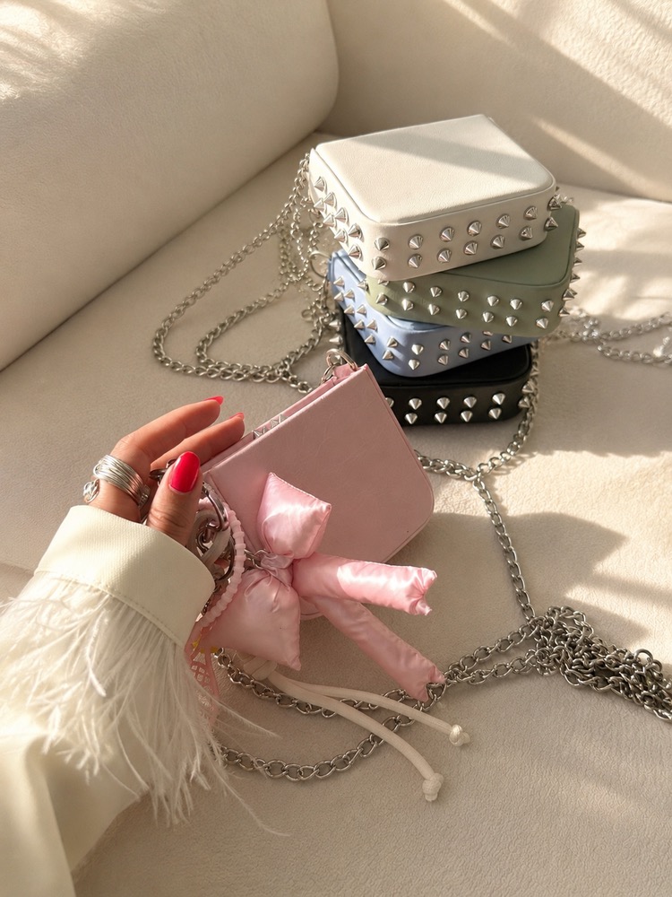 غکس مینی بگ آوانه صورتی