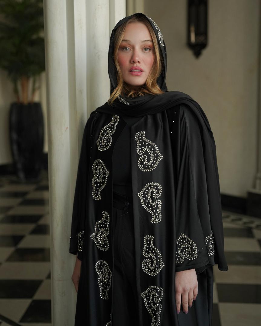 غکس آلیونا آلیونا