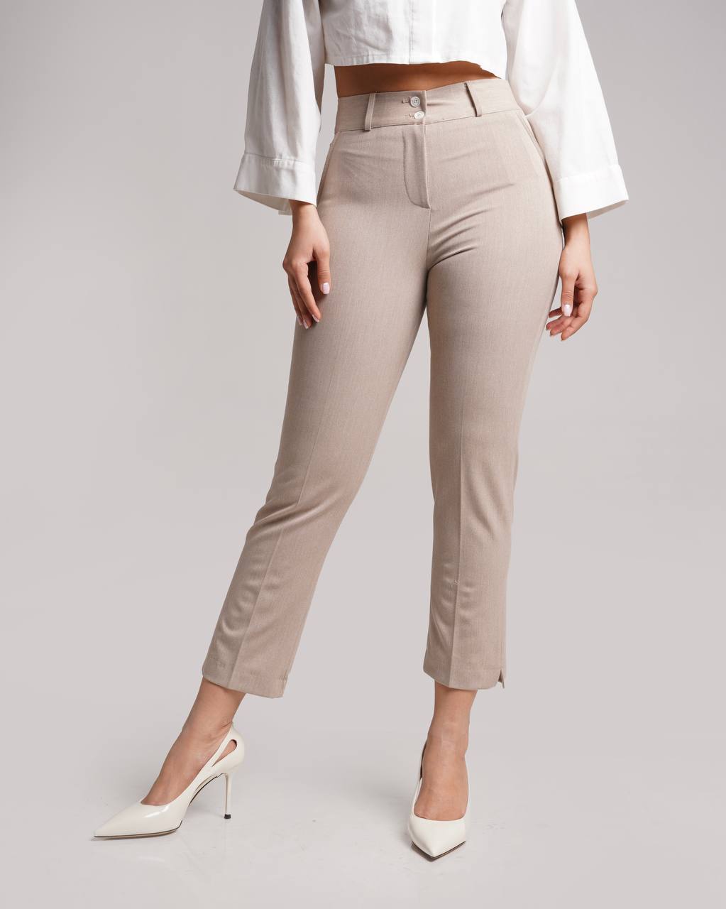 عکس شلوار گاواردین 91 کرم رگه دار