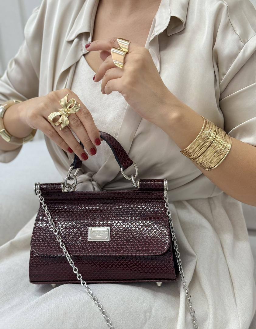 غکس کالوندرا زرشکی