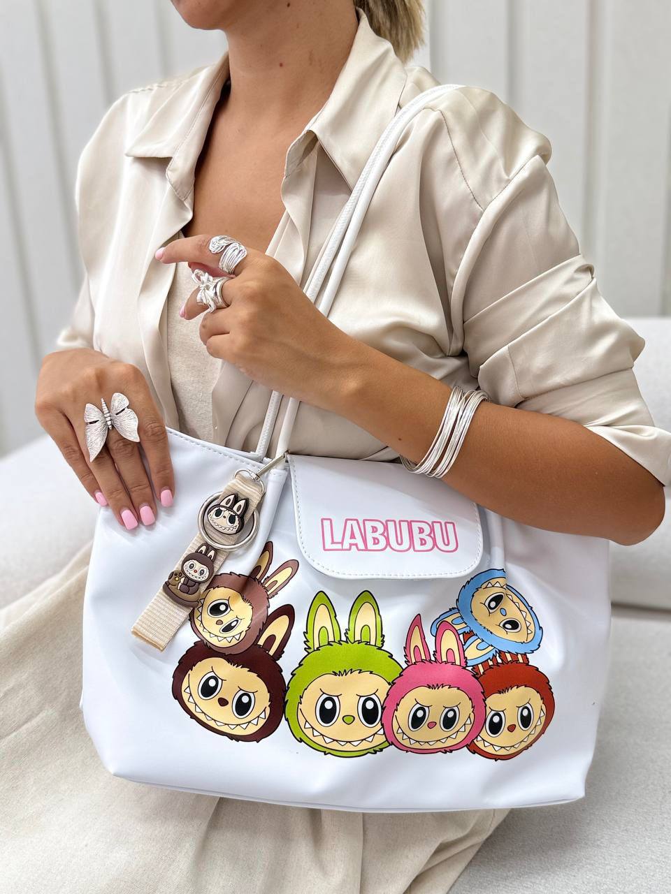 غکس سانیا سفید