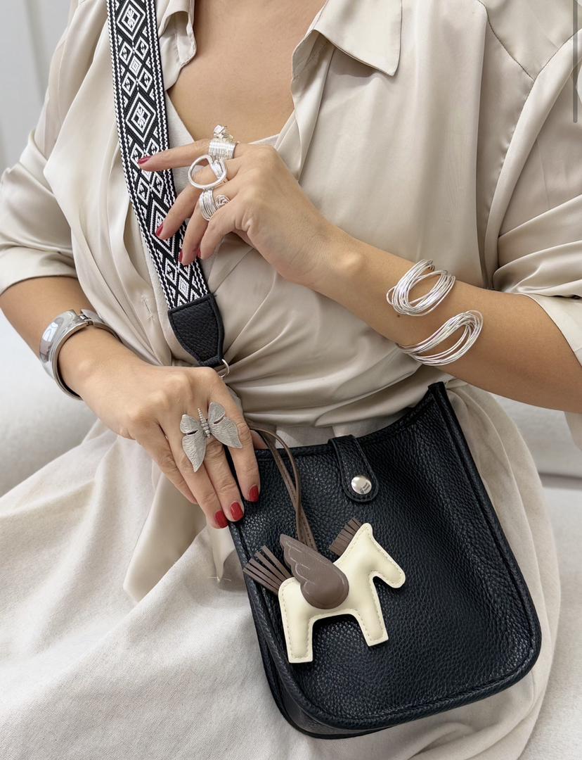 غکس تیندا مشکی