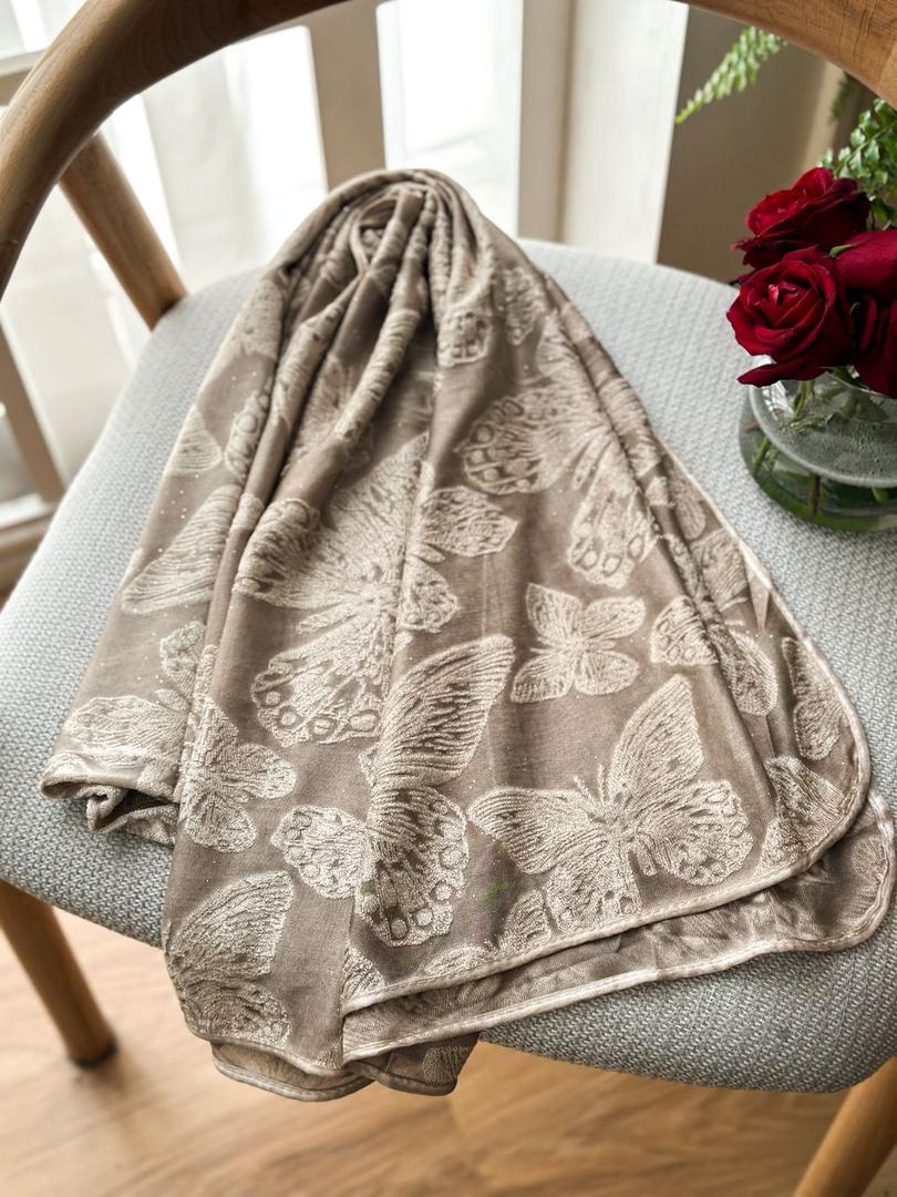 عکس مخمل پروانه ای