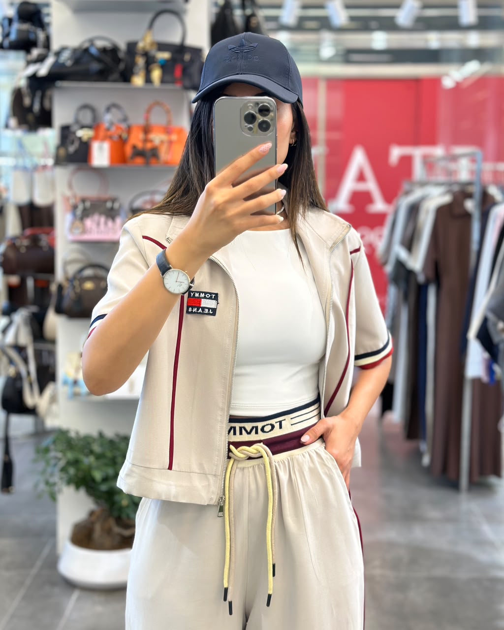 عکس آدیتی
