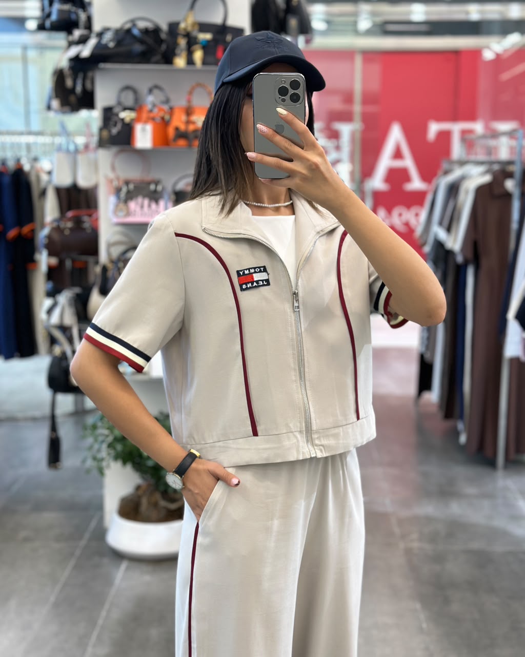 عکس آدیتی
