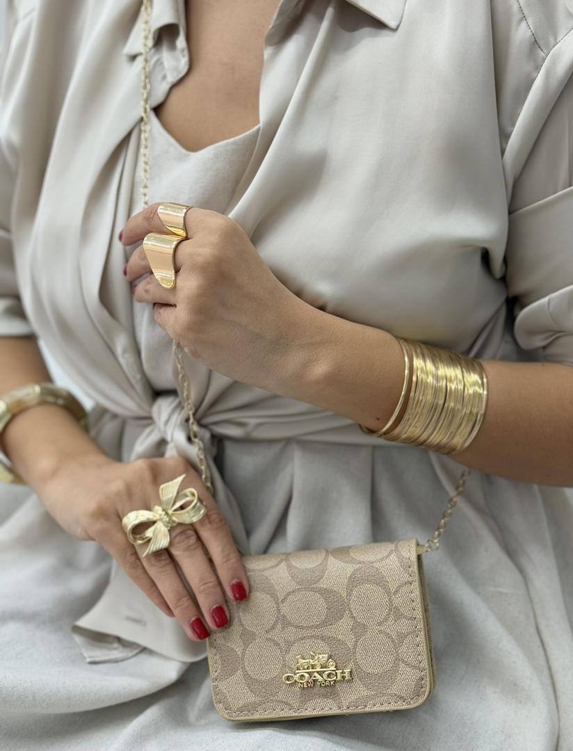 عکس مینی بگ مانتلا