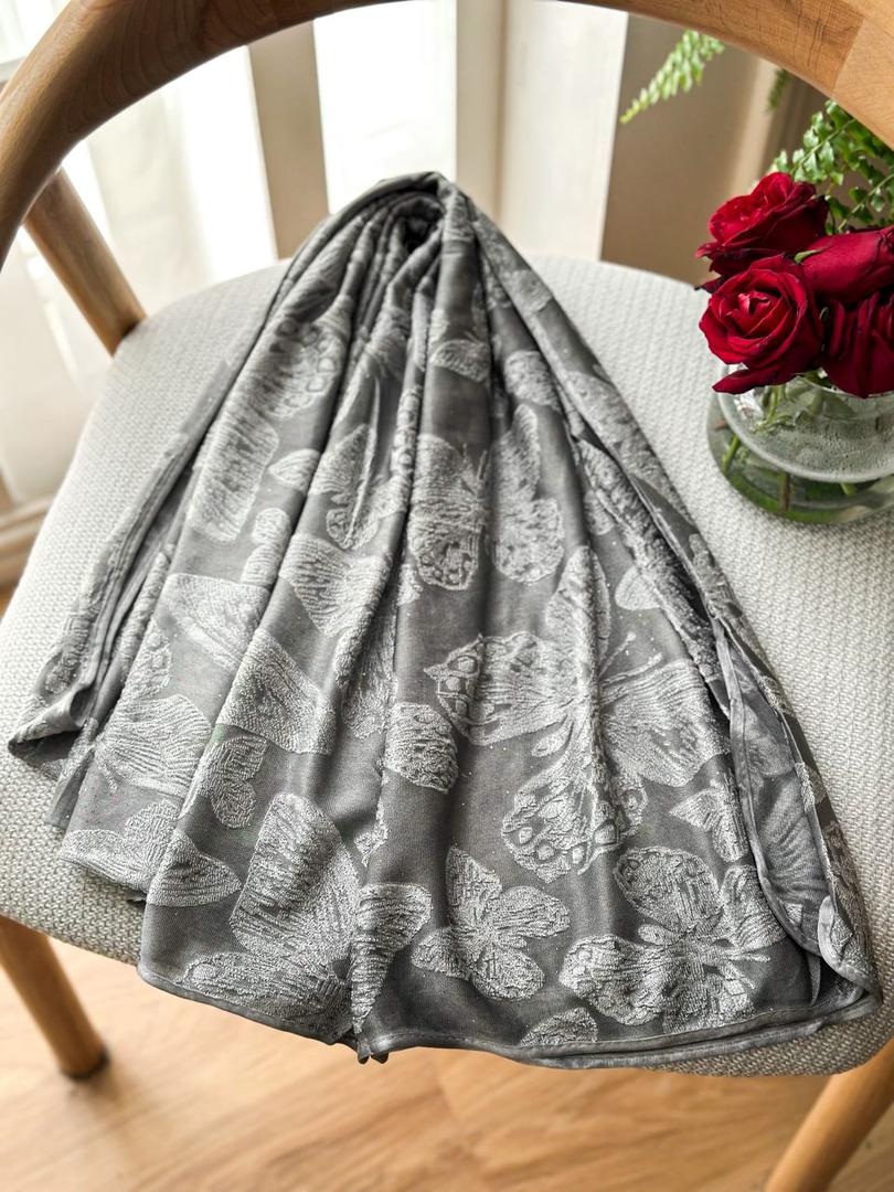 عکس مخمل پروانه ای
