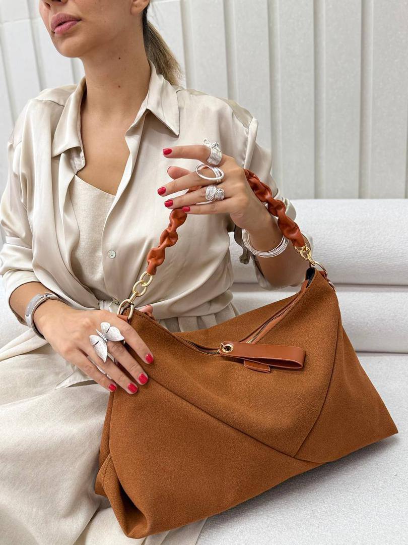 غکس آملیا عسلی