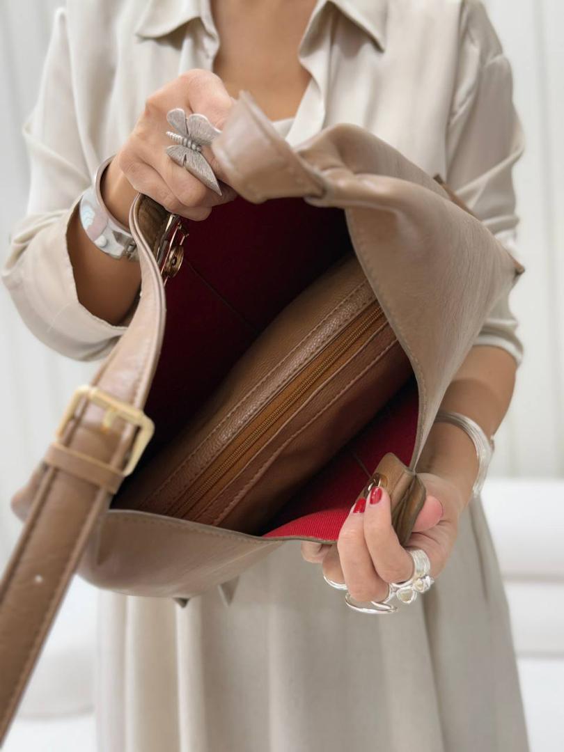 عکس والنتیا