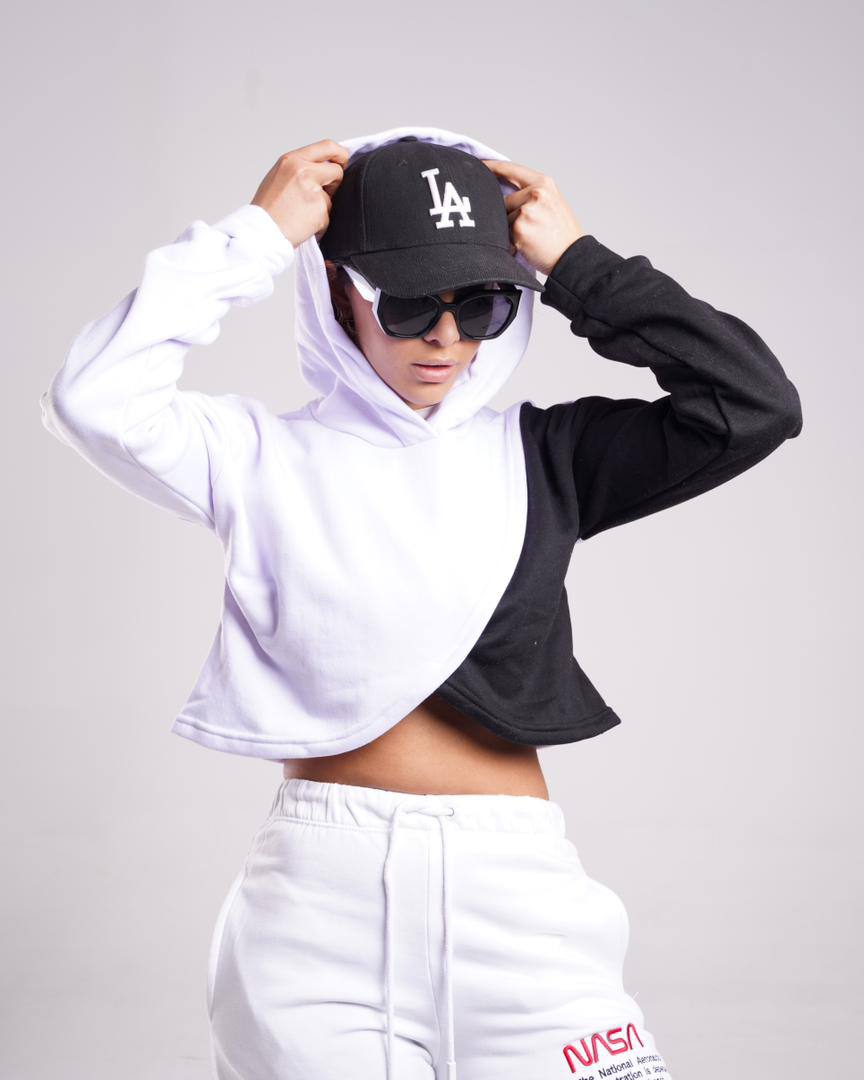 عکس نیم تنه selected