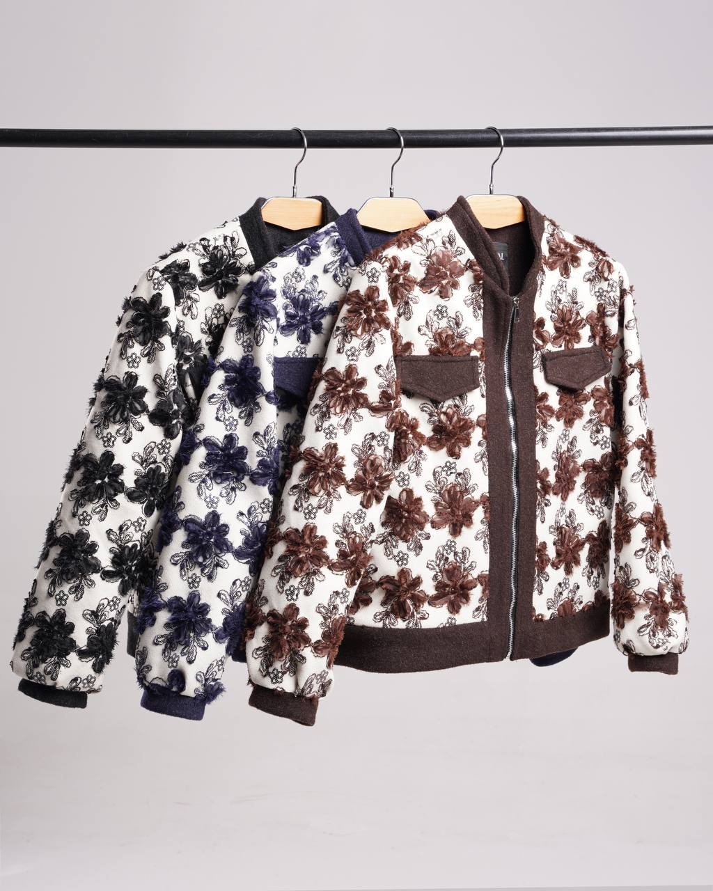 غکس دسیلاو مشکی