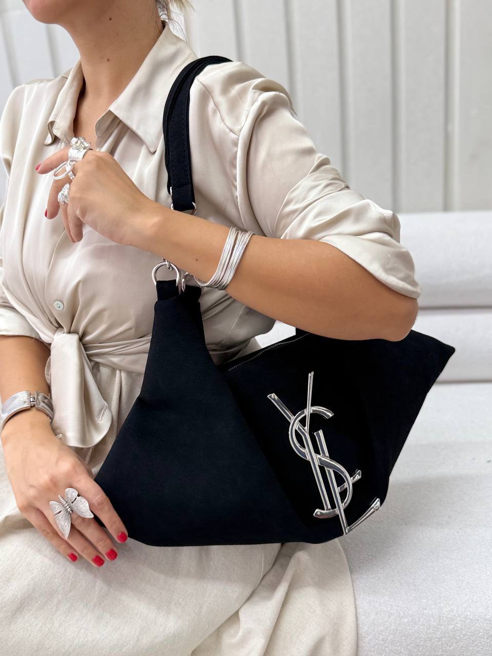 غکس جیر ویونا مشکی