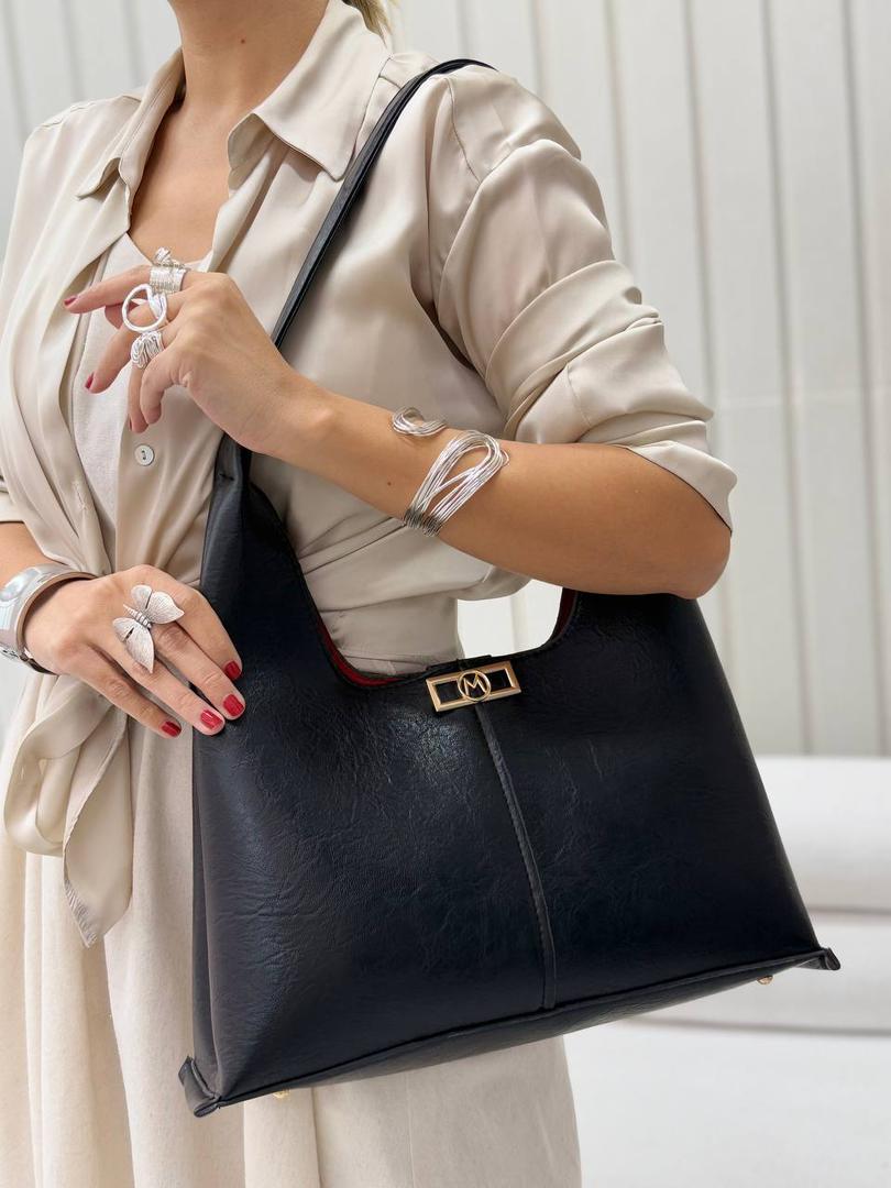 غکس والنتیا مشکی