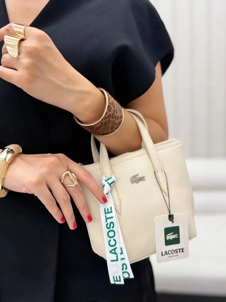عکس لاگوست ریموند