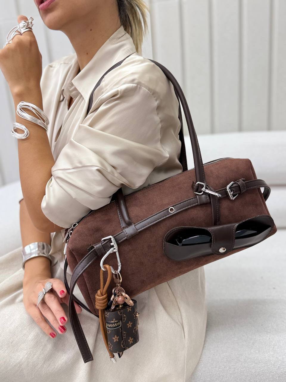 غکس الگا قهوه ای