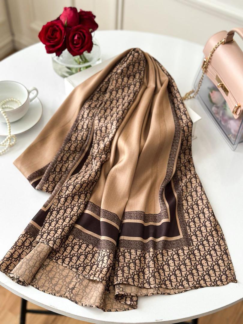 عکس میله ای دیور
