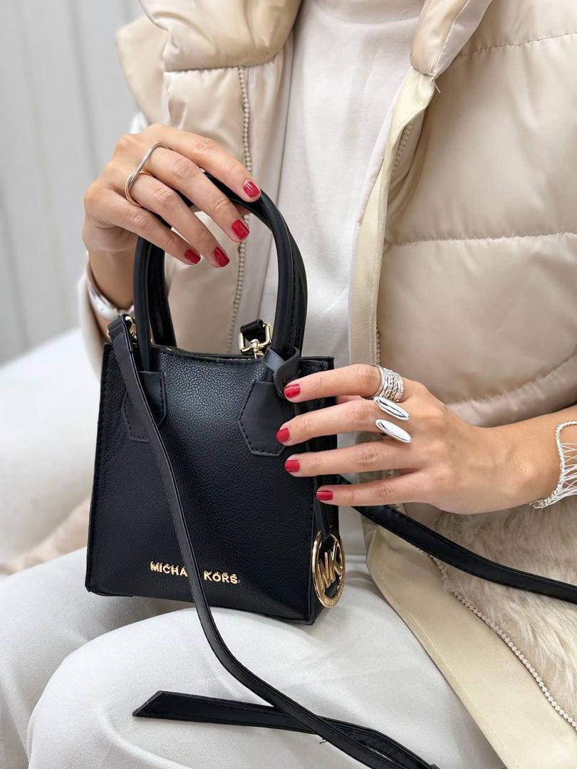 غکس آنابلا مشکی ساده