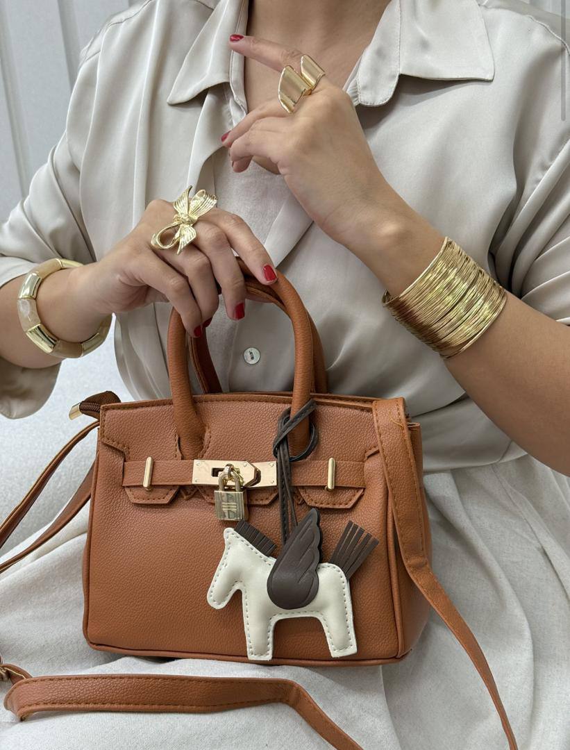 غکس باساکو عسلی