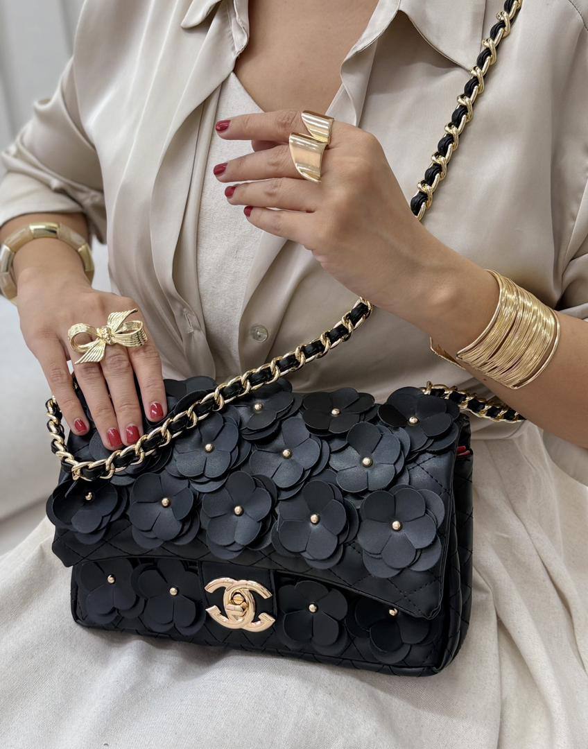 عکس شنل شوپینگ