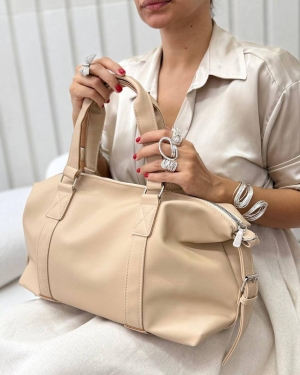 غکس شایلوت شیری