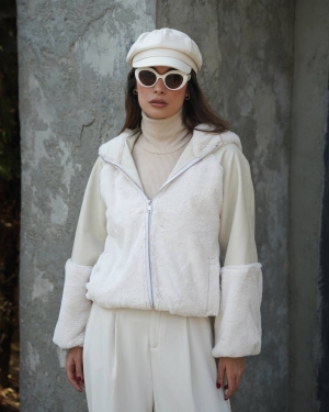 غکس هیگل سفید