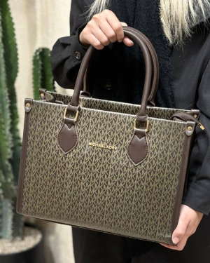 غکس لونسو ام کی قهوه ای