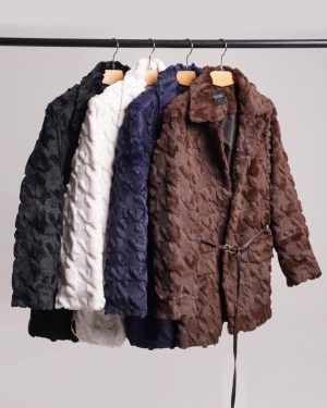 غکس پیترو سرمه ای