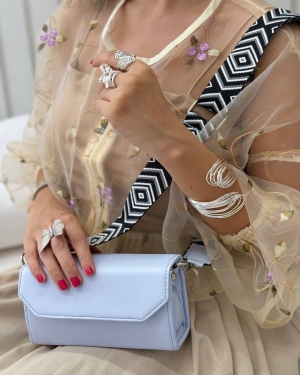 غکس ماوی آبی