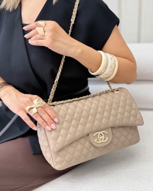 غکس شنل چرمی گلدوزی کلاسیک نسکافه ای