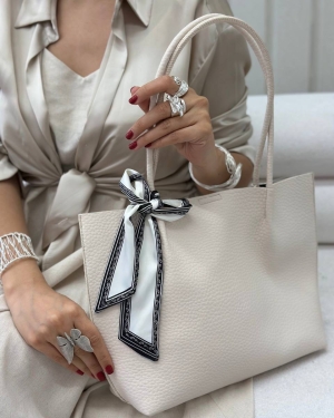 غکس بالانز شیری