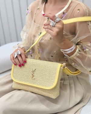 غکس راشل زرد