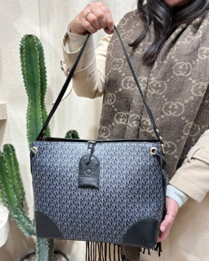 غکس ایمانو ام کی مشکی