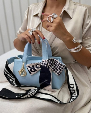 غکس لاوان آبی